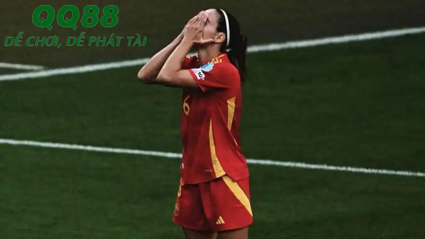 Aitana Bonmatí đang trải qua quãng thời gian khó khăn trong màu áo Tây Ban Nha lẫn Barca (Ảnh: GOAL). Aitana Bonmatí đang trải qua quãng thời gian khó khăn trong màu áo Tây Ban Nha lẫn Barca (Ảnh: GOAL).